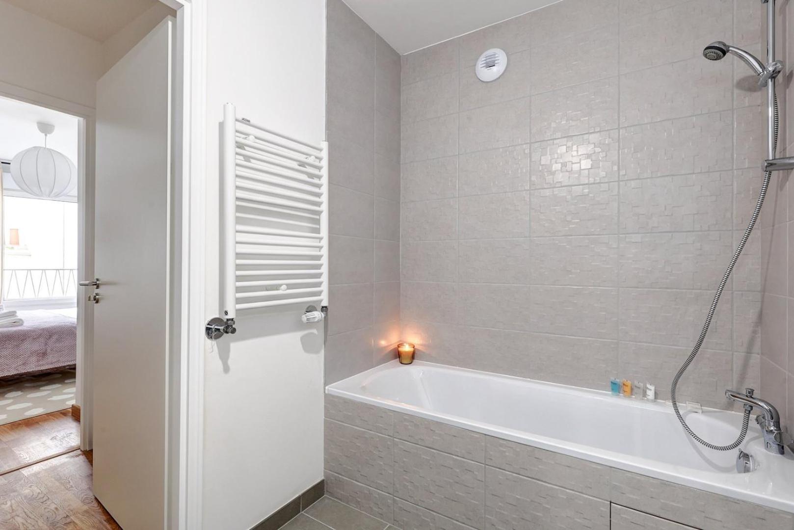 340 Suite Emile - Superb Apartment Clichy Exterior photo